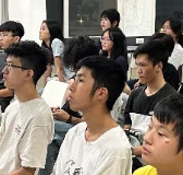魏絃恩